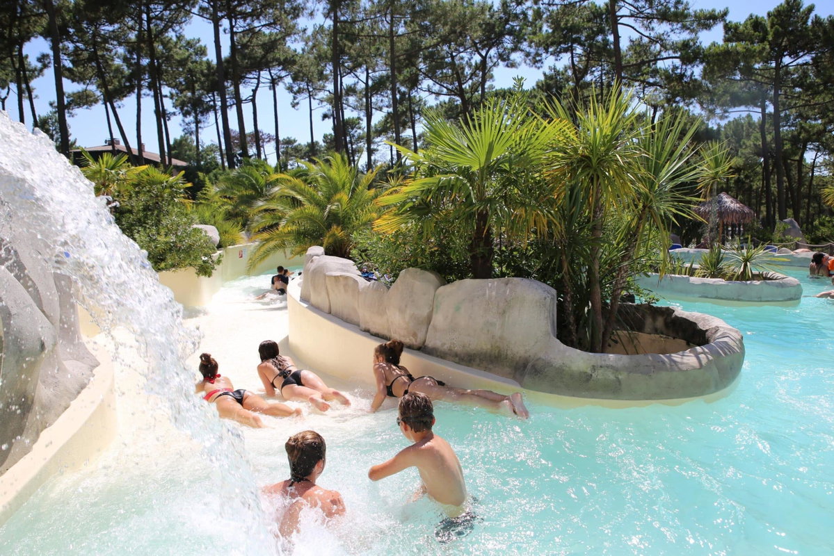 Park wodny w Camping &amp;amp; Spa Airotel L'Océan we Francji